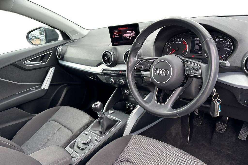 Audi Q2 30 Tdi Sport 2019 Grey #6