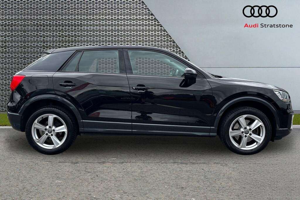 Audi Q2 1.4 Tfsi Sport S Tronic 2017 Black #4