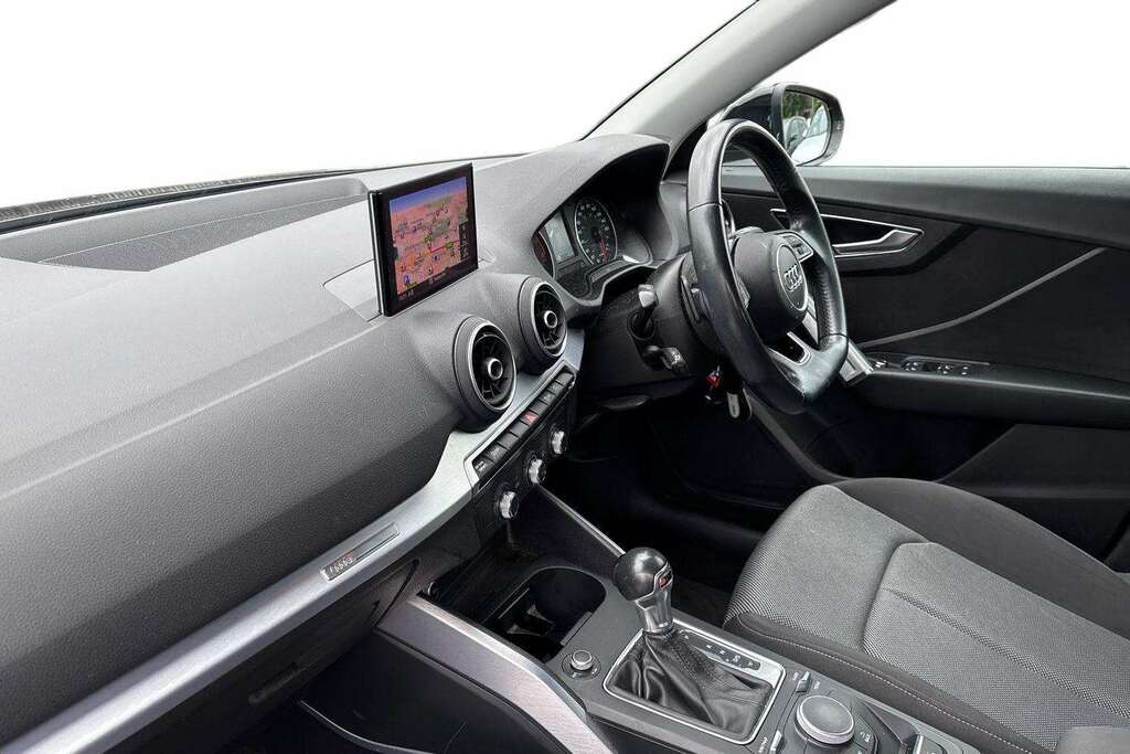 Audi Q2 1.4 Tfsi Sport S Tronic 2017 Black #2