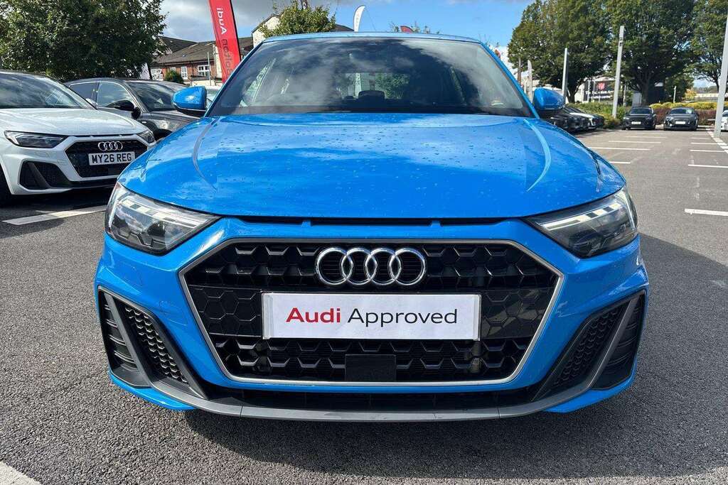 Audi A1 1.0 Citycarver 30 Tfsi S Tronic White #39