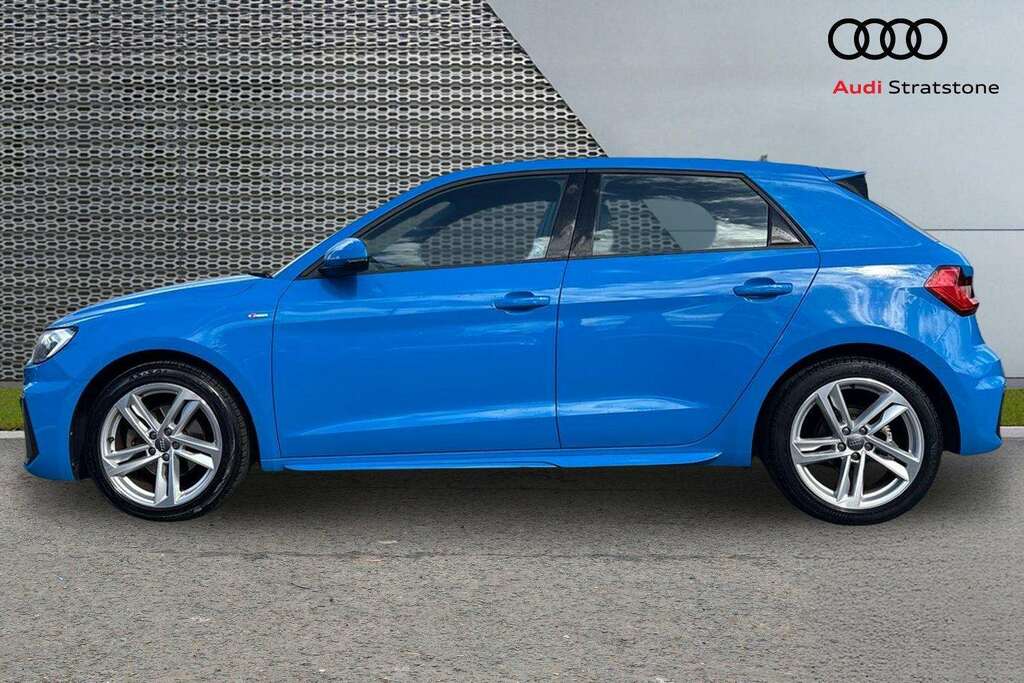 Audi A1 1.0 Citycarver 30 Tfsi S Tronic White #8
