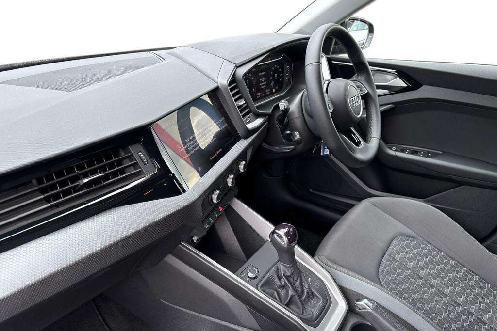 Audi A1 1.5 Tfsi 35 S Line Sportback S Tronic Black #2
