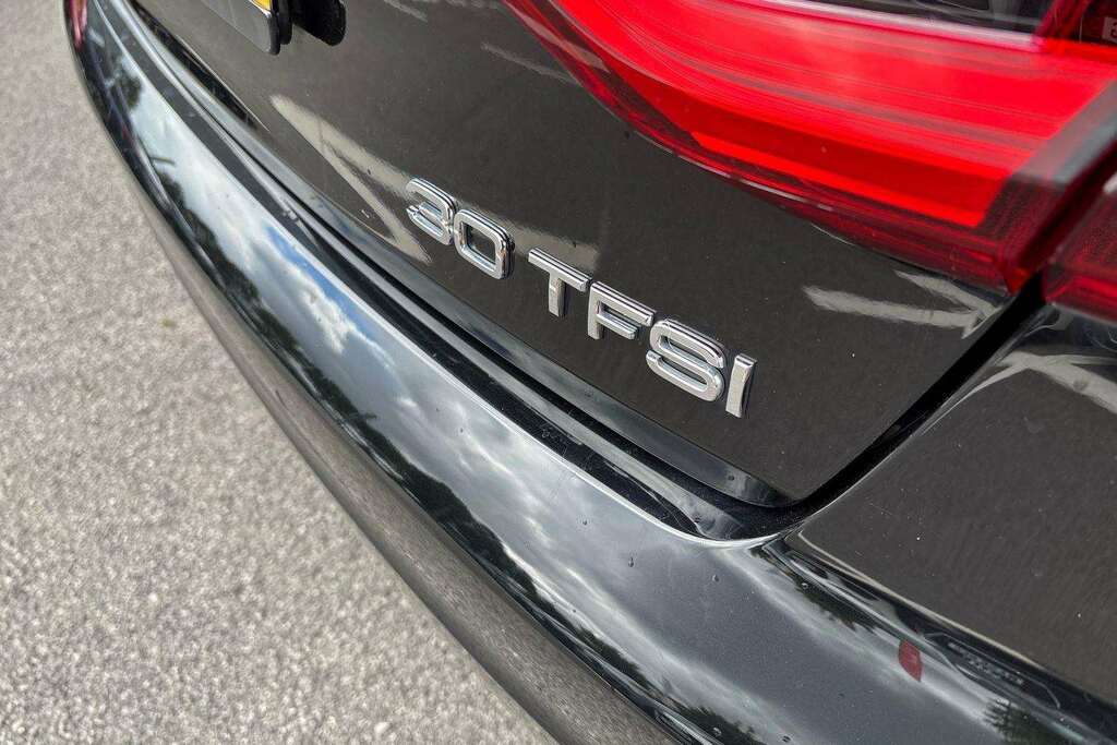 Audi A1 1.5 Tfsi 35 S Line Sportback S Tronic Black #12