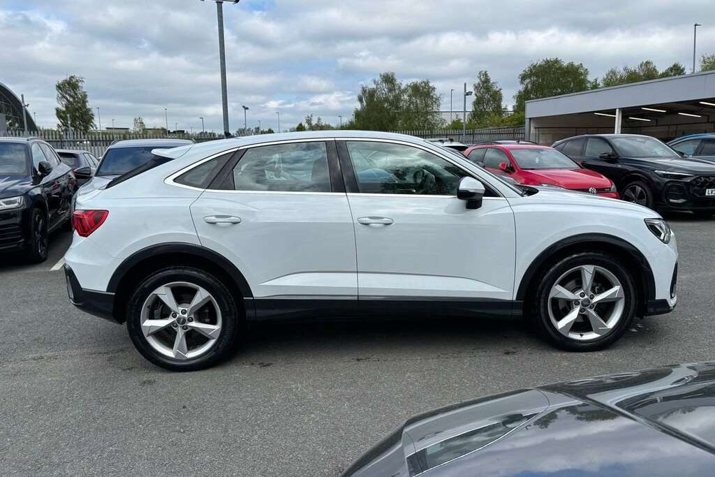 Audi Q3 35 Tdi Sport S Tronic 2020 White #4