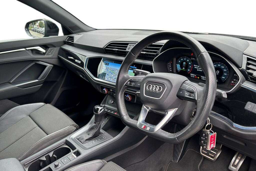 Audi Q3 35 Tfsi Black Edition S Tronic 2021 Black #6