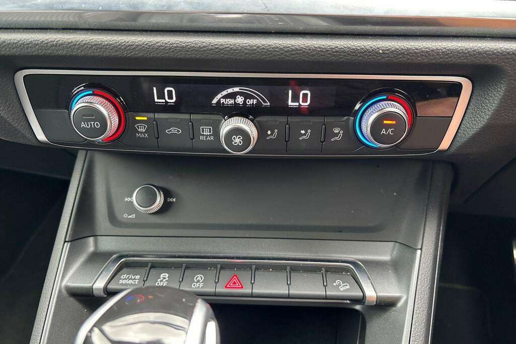 Audi Q3 1.5 Tfsi Cod 35 S Line Suv S Tronic Eur Blue #27