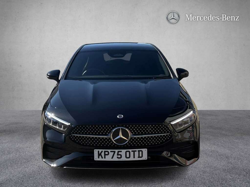 Mercedes-Benz A Class 1.3 A200h Mhev Amg Line Premium Plus 7G-dct Euro Red #6
