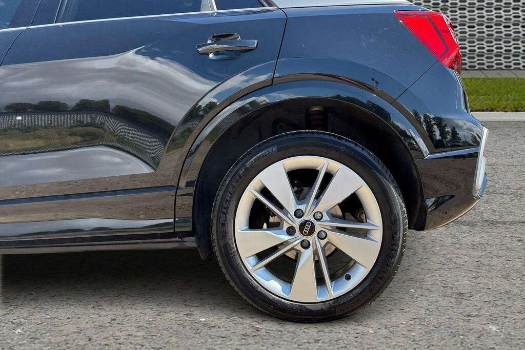 Audi Q2 Audi Q2 Black Edition 35 Tfsi 150 Ps S Tronic Grey #10
