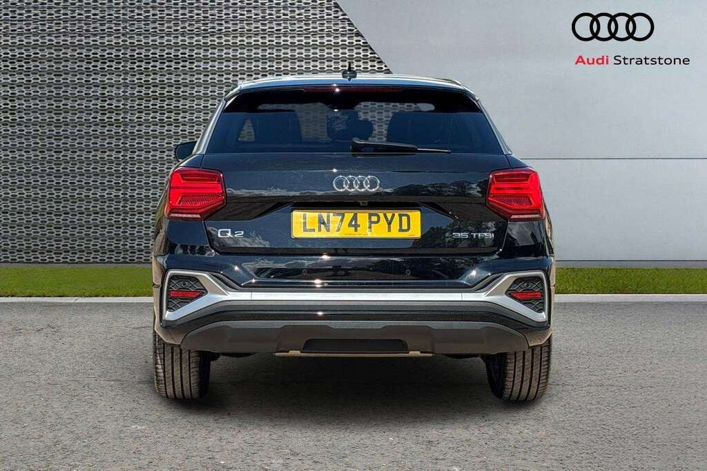 Audi Q2 Audi Q2 Black Edition 35 Tfsi 150 Ps S Tronic Grey #7