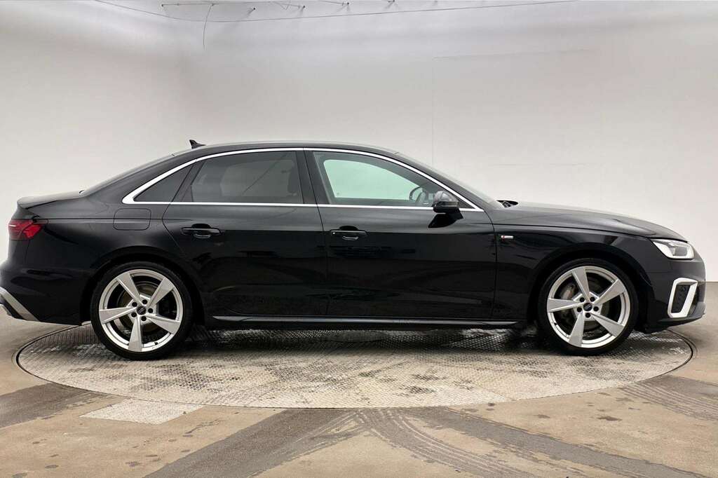 Audi A4 2.0 Tfsi 35 Black Edition Estate S Tron Black #30