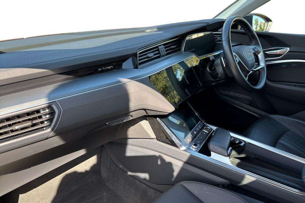 Audi Q8 e tron 300Kw 55 Quattro 114Kwh Sport Tech Pack Grey #2