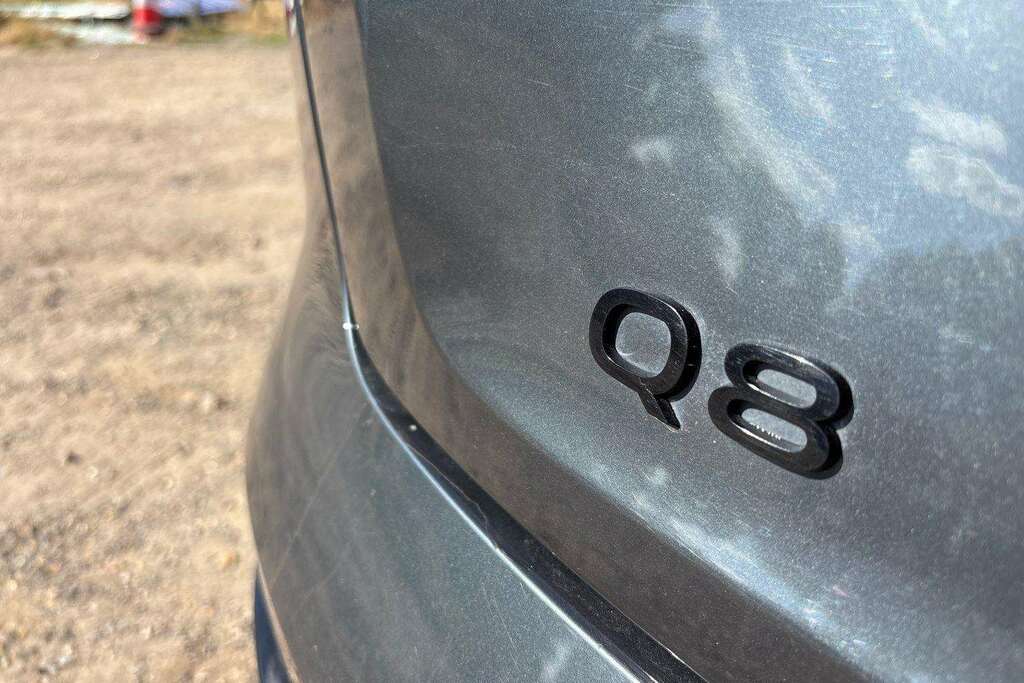 Audi Q8 e tron 300Kw 55 Quattro 114Kwh Sport Black #12