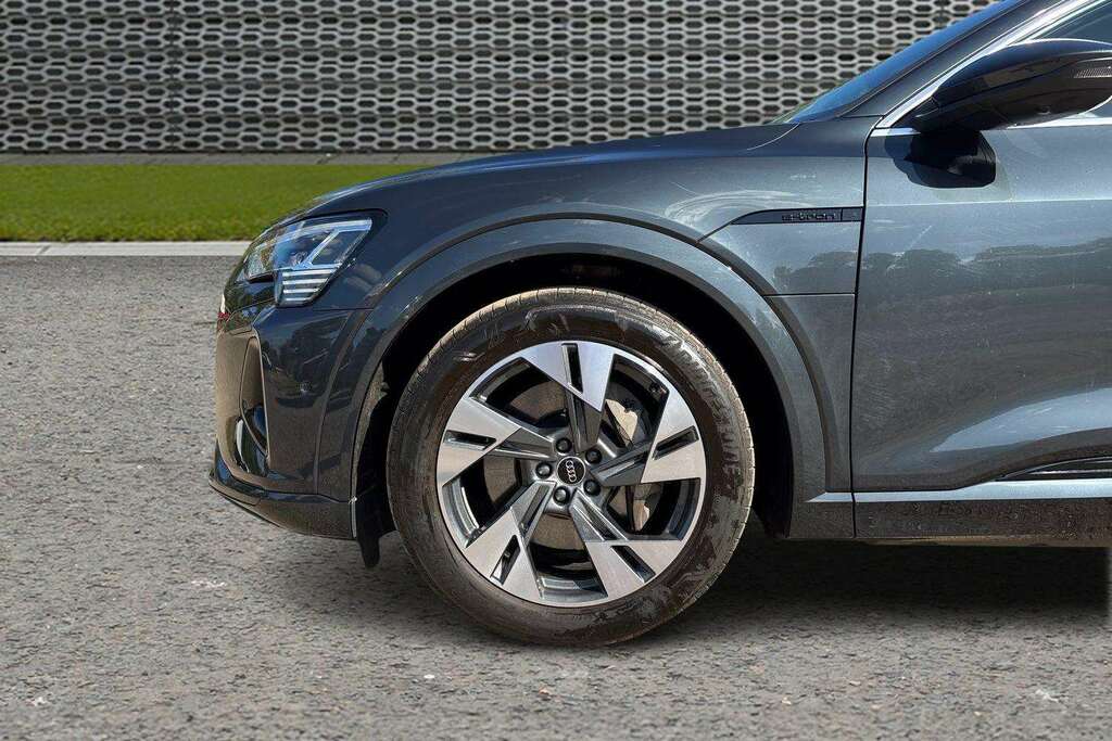 Audi Q8 e tron 300Kw 55 Quattro 114Kwh Sport Black #11