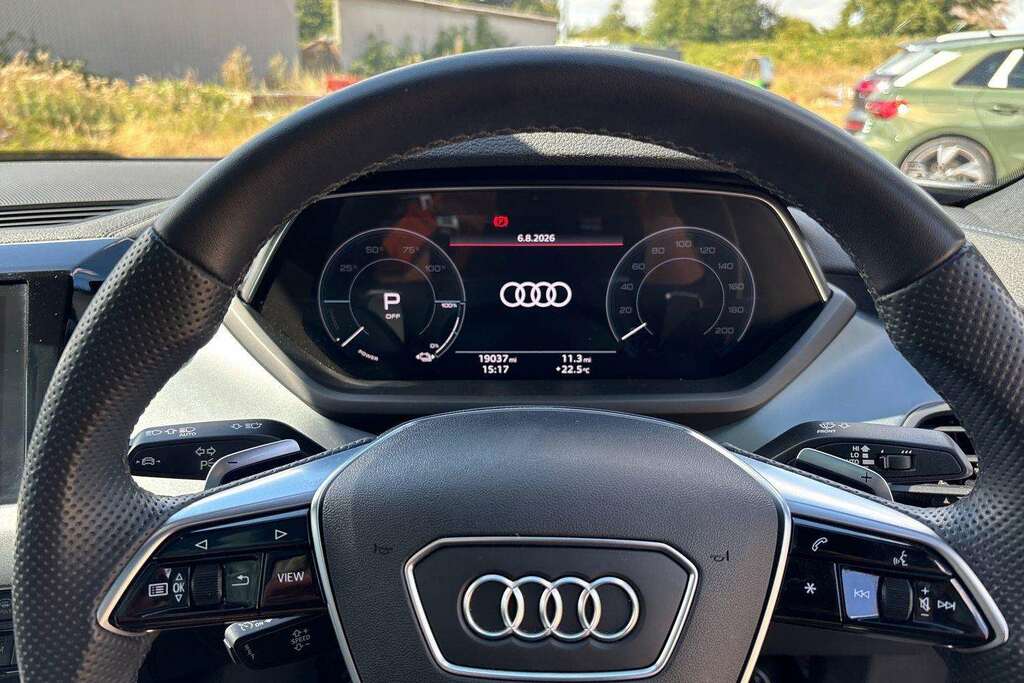 Audi E Tron GT Gt 93.4Kwh Vorsprung Saloon Quat Black #18