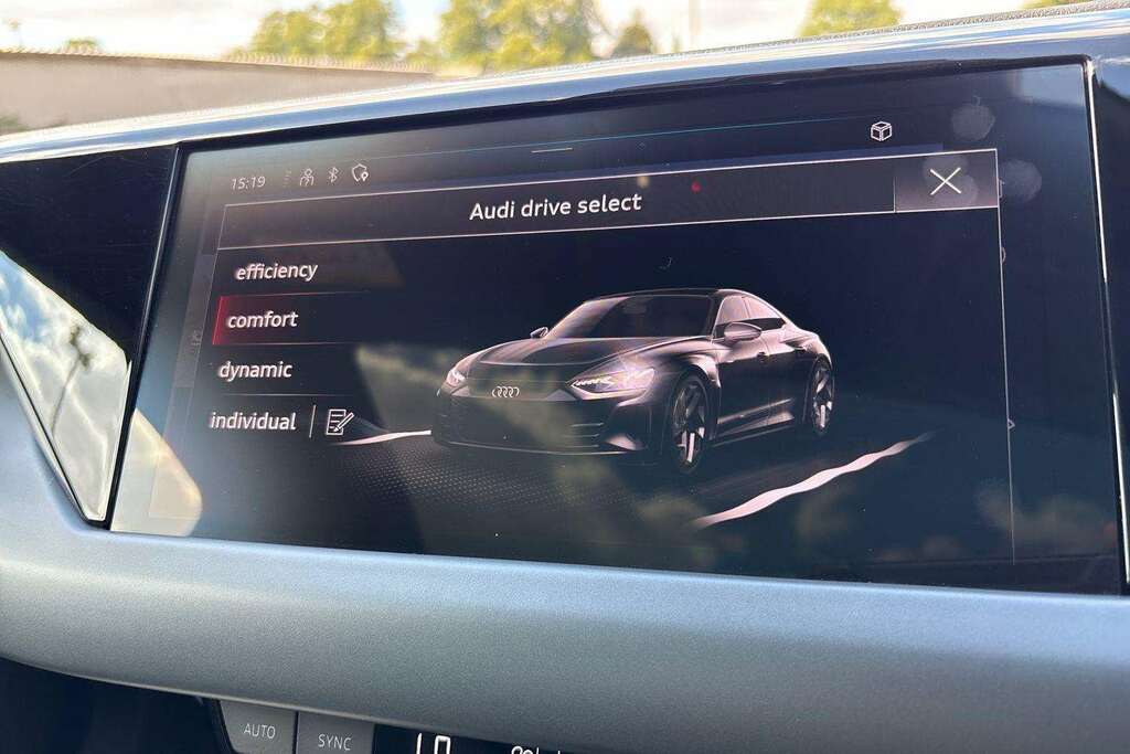 Audi E Tron GT Gt 93.4Kwh Vorsprung Saloon Quat Black #30