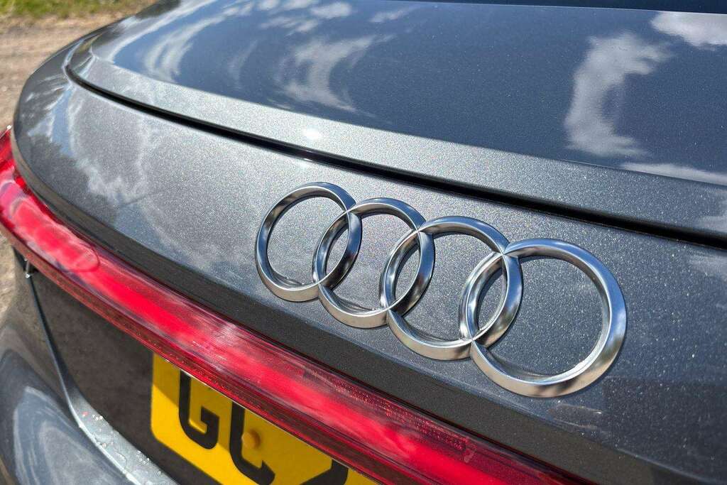 Audi E Tron GT Gt 93.4Kwh Vorsprung Saloon Quat Black #12