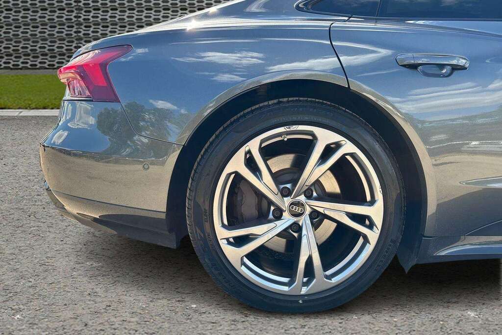 Audi E Tron GT Gt 93.4Kwh Vorsprung Saloon Quat Black #9