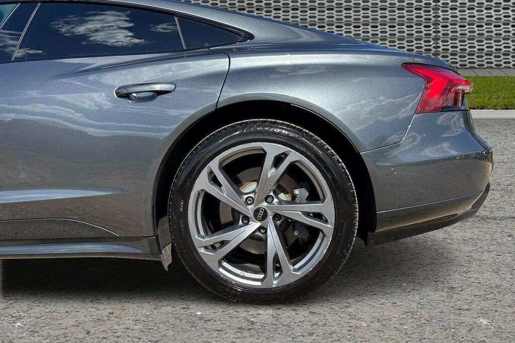 Audi E Tron GT Gt 93.4Kwh Vorsprung Saloon Quat Black #10