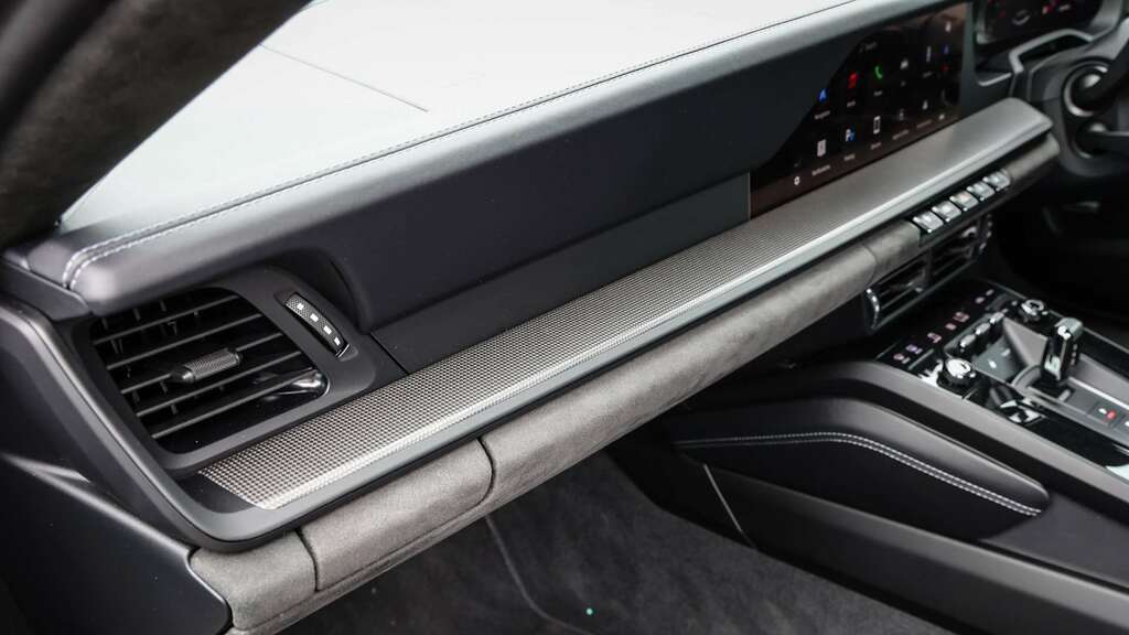 Porsche 911 2025 3.0T 992 Carrera Convertible Pdk E Silver #21
