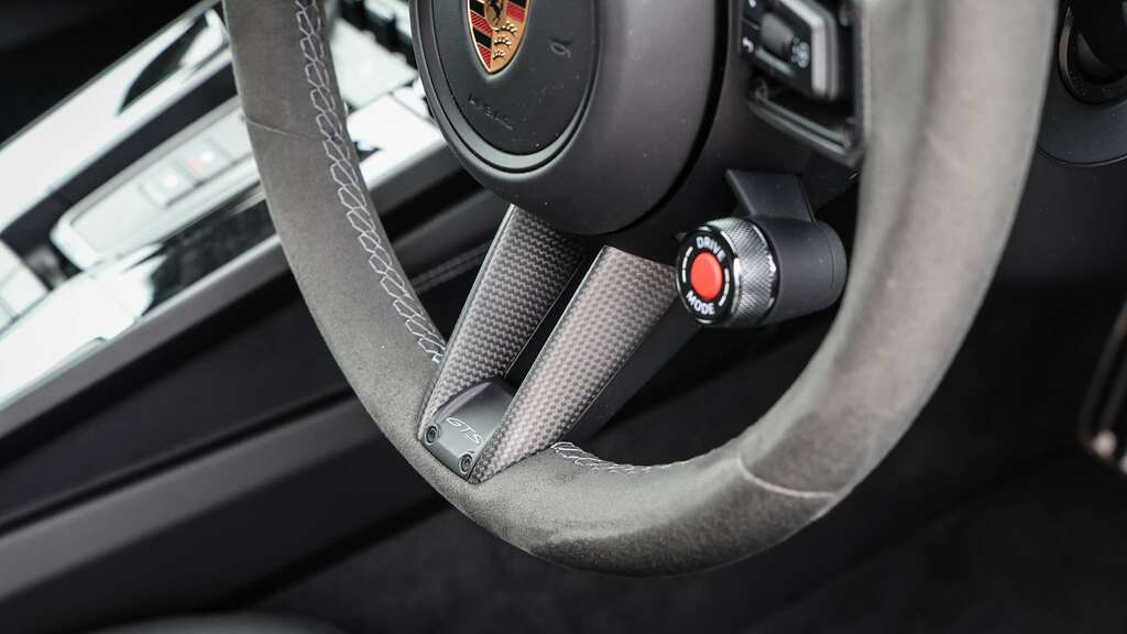 Porsche 911 2025 3.0T 992 Carrera Convertible Pdk E Silver #27