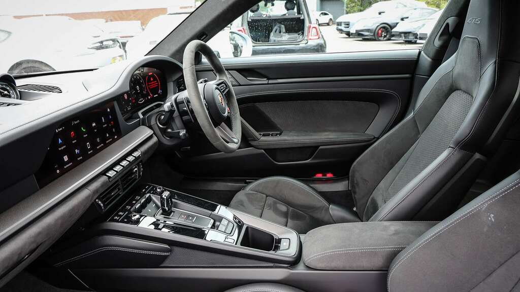 Porsche 911 2025 3.0T 992 Carrera Convertible Pdk E Silver #13
