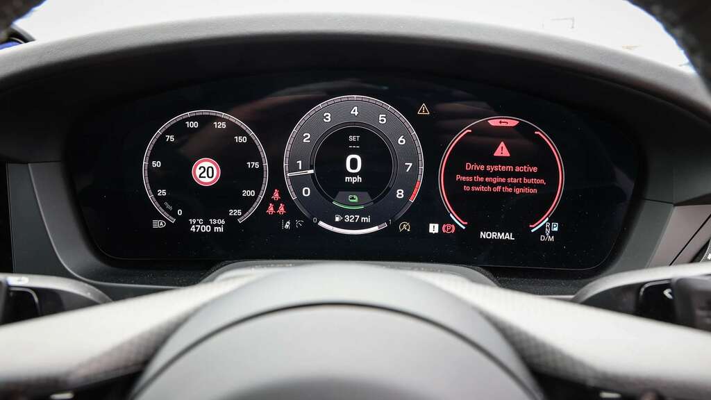 Porsche 911 2025 3.0T 992 Carrera Convertible Pdk E Silver #17