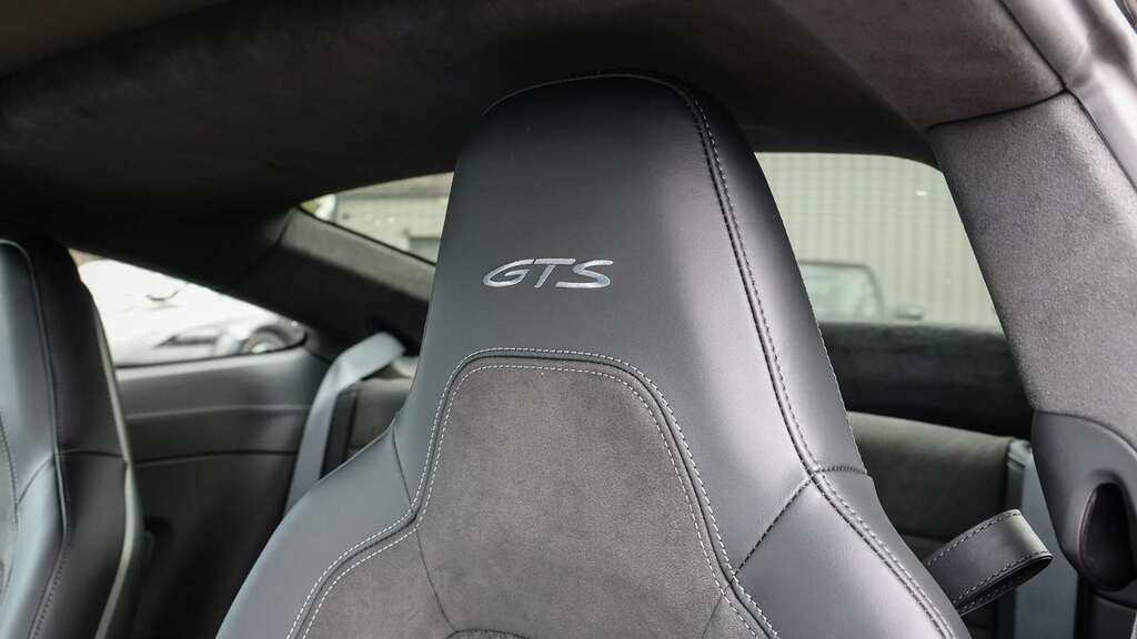 Porsche 911 2025 3.0T 992 Carrera Convertible Pdk E Silver #16