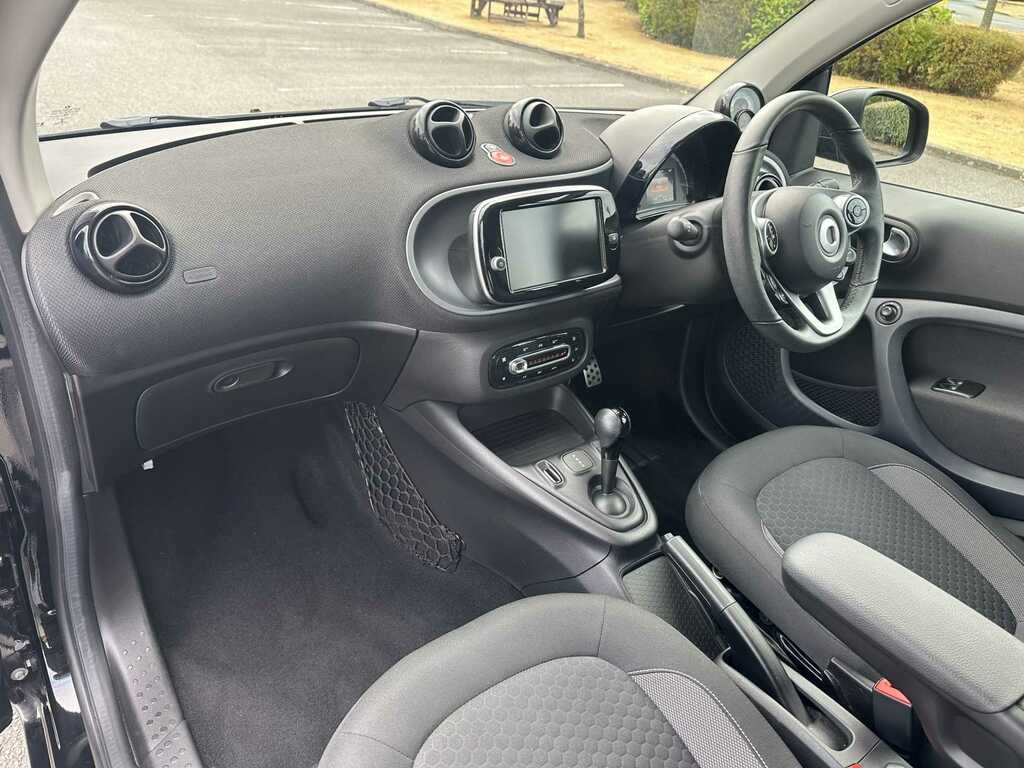 Smart Fortwo Coupe 60Kw Eq Premium 17Kwh 22Kwch Silver #18