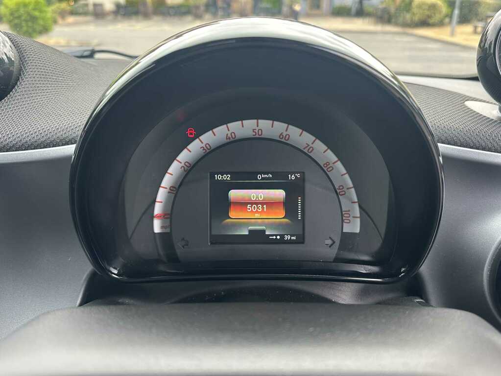 Smart Fortwo Coupe 60Kw Eq Premium 17Kwh 22Kwch Silver #13