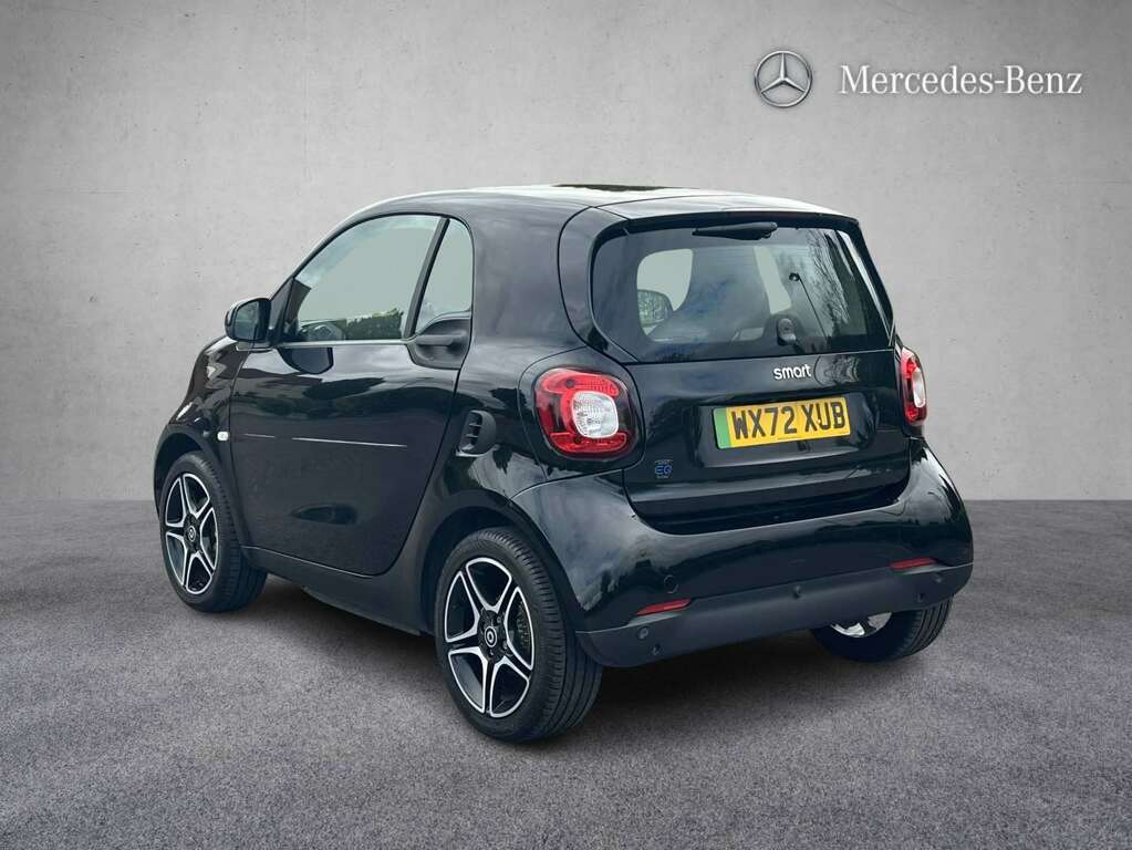 Smart Fortwo Coupe 60Kw Eq Pulse Premium 17Kwh 22Kwch 2022 Black #2