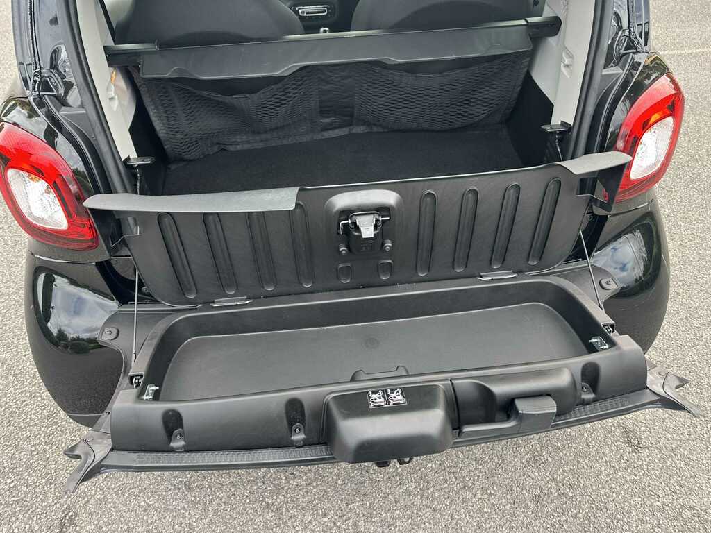 Smart Fortwo Coupe 60Kw Eq Premium 17Kwh 22Kwch Silver #20