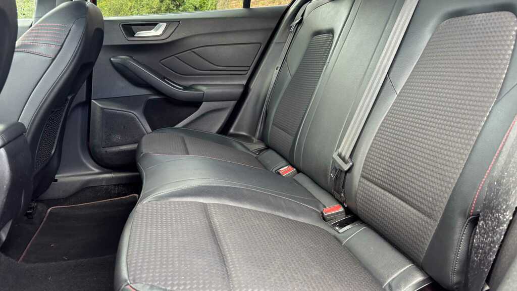 Ford Focus Focus 1.0 Ecoboost Hybrid Mhev 125 St-line X Editi Grey #10