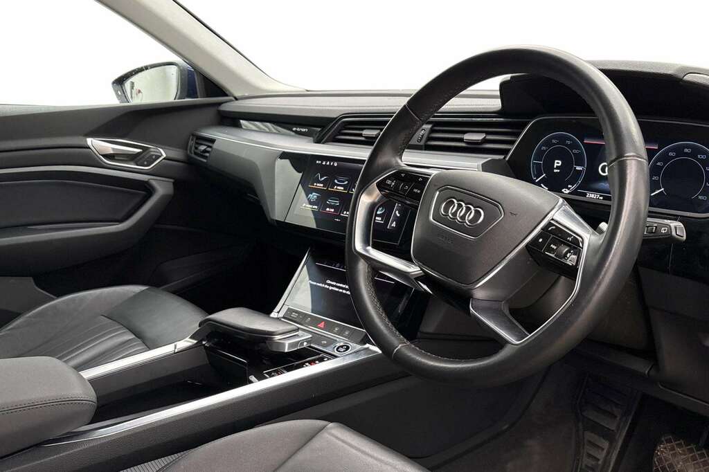 Audi E-tron 230Kw 50 Quattro 71Kwh Technik 2021 Blue #6