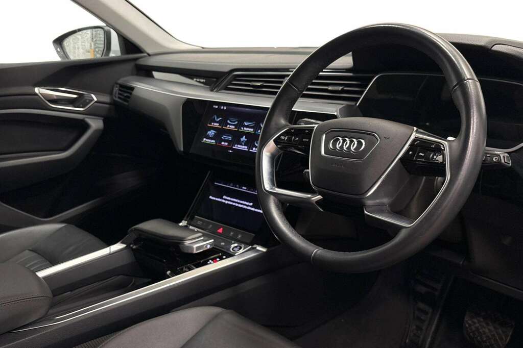 Audi E-tron 230Kw 50 Quattro 71Kwh Technik 2022 White #6