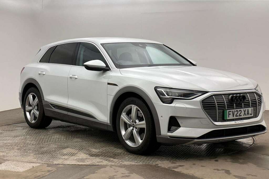 Audi E-tron 230Kw 50 Quattro 71Kwh Technik 2022 White