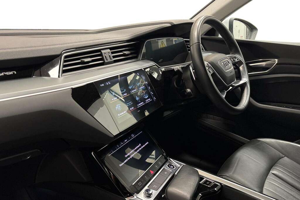 Audi E-tron 230Kw 50 Quattro 71Kwh Technik 2022 White #2