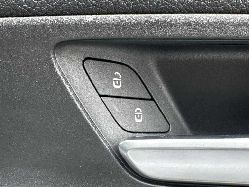 Mercedes-Benz GLA Class 1.3 Gla180 Amg Line Premium 7G-dct Euro 6 Ss Grey #23