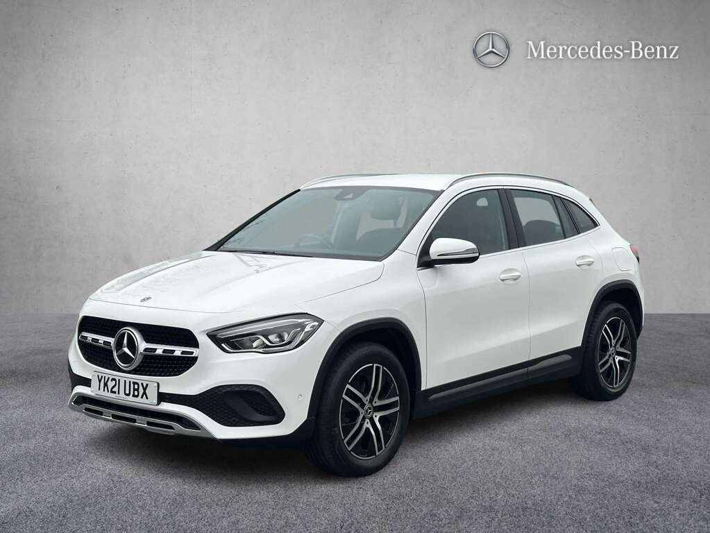 Mercedes-Benz GLA Class 200 Sport Executive 2021 White #6