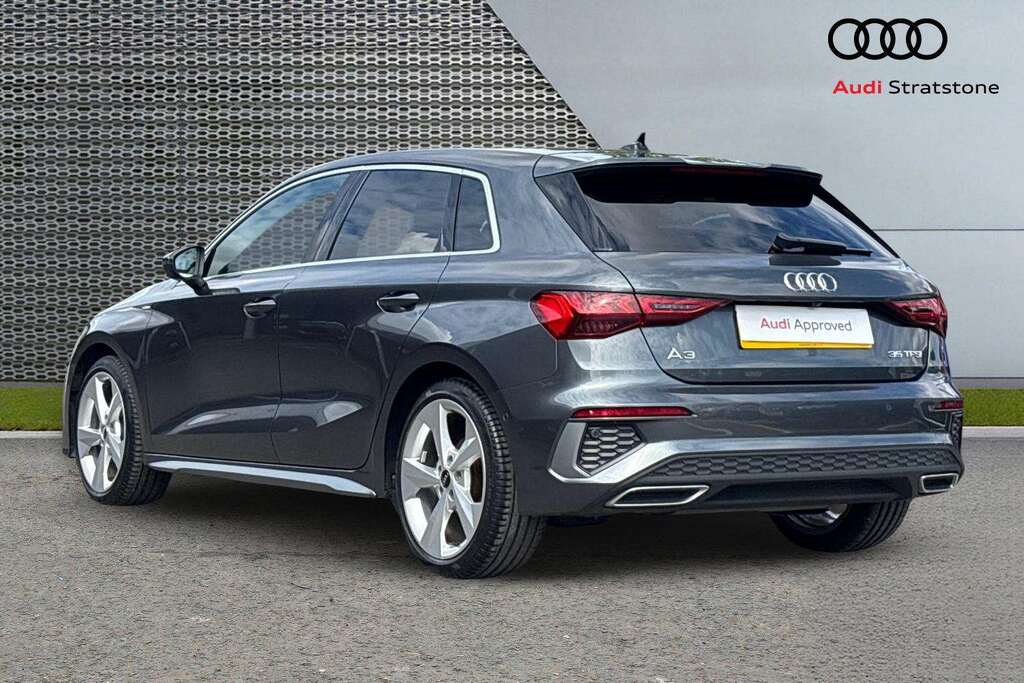 Audi A3 35 Tfsi S Line S Tronic 2023 DF23GPO Grey #3