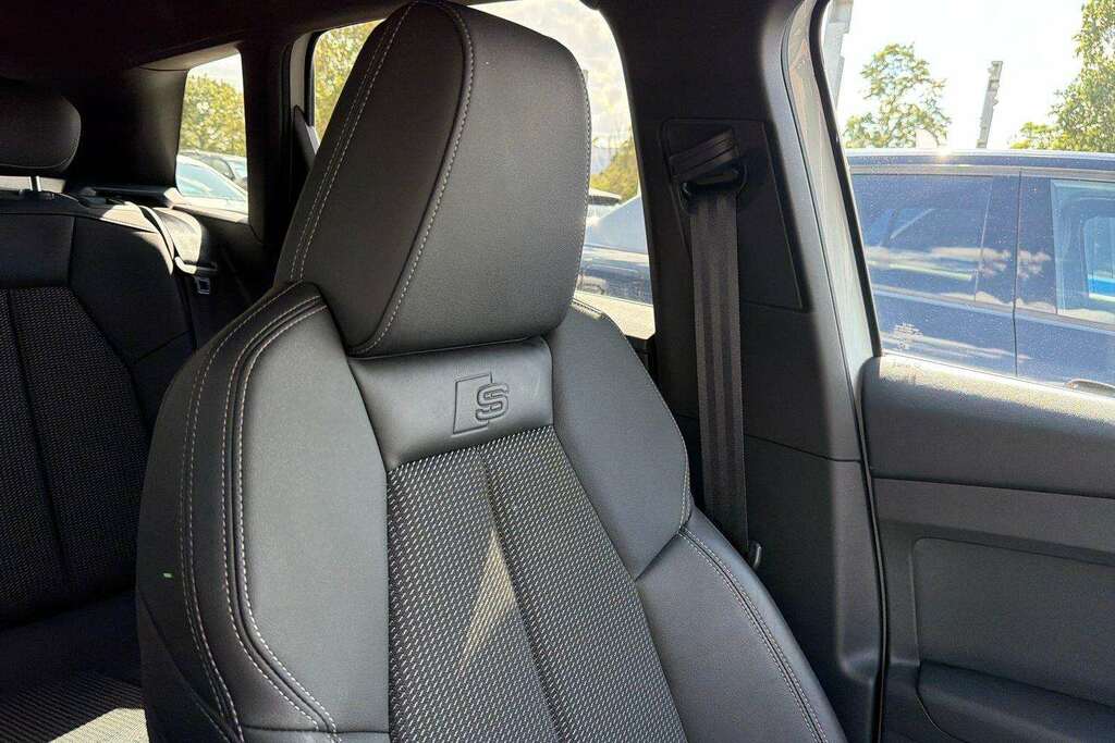 Audi Q4 E Tron 125Kw 35 55Kwh Sport Comfort Sound Pack Grey #35