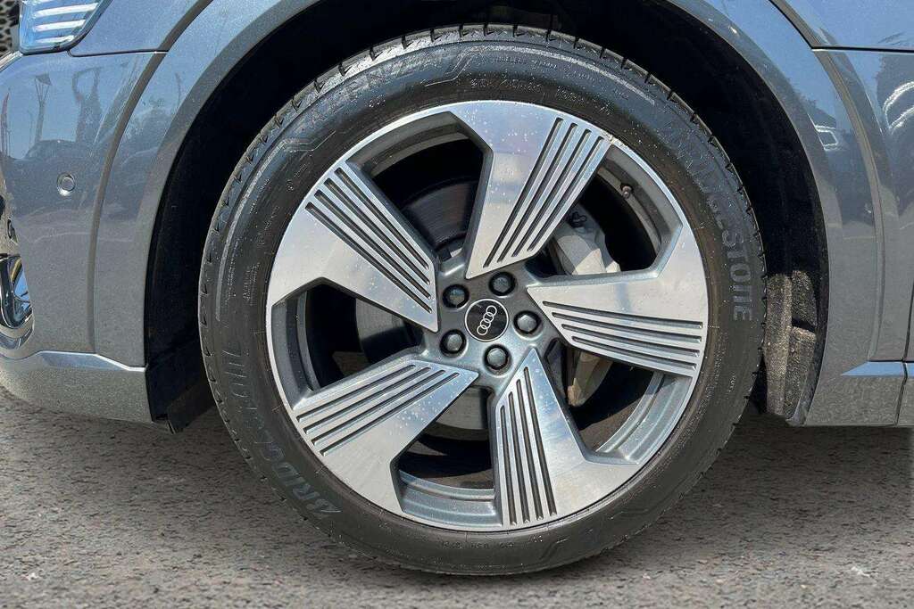 Audi E-tron 300Kw 55 Quattro 95Kwh Sport Cs 22Kwch Black #11