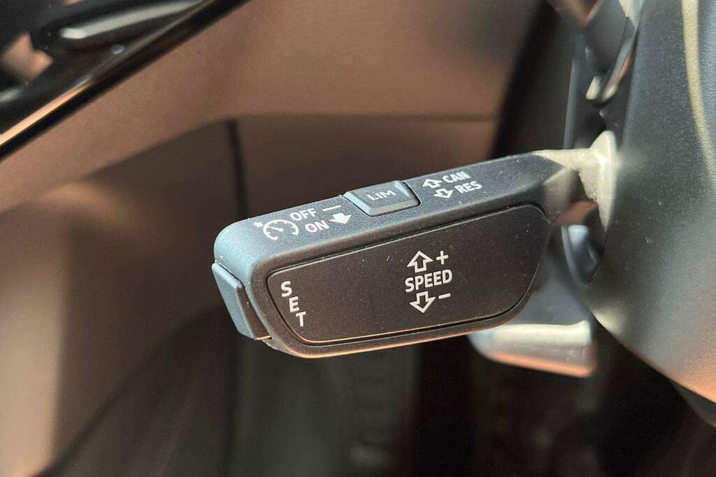 Audi E-tron 300Kw 55 Quattro 95Kwh Sport Cs 22Kwch Black #28