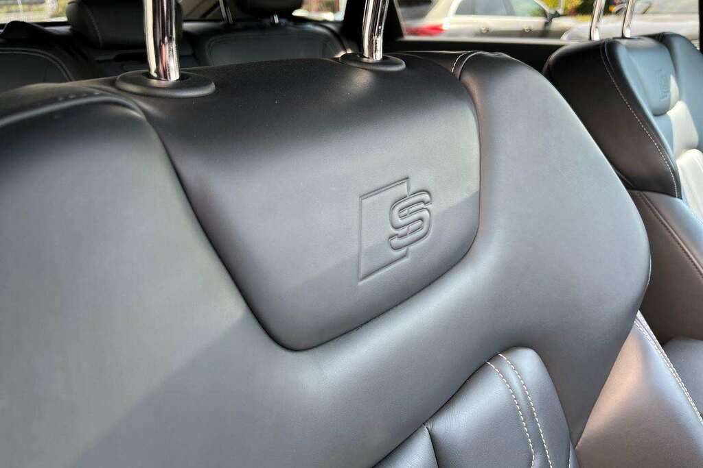 Audi E-tron 300Kw 55 Quattro 95Kwh Sport Cs 22Kwch Black #40