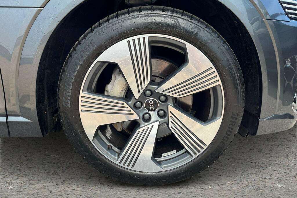 Audi E-tron 300Kw 55 Quattro 95Kwh S Line 2022 Grey #5