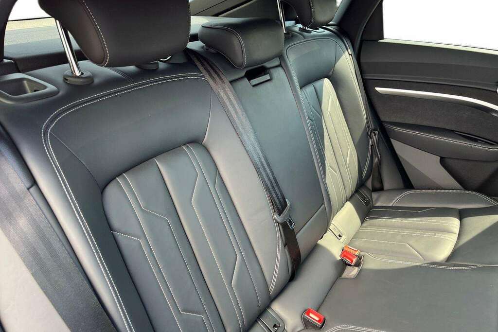 Audi E-tron 300Kw 55 Quattro 95Kwh Sport Cs 22Kwch Black #22