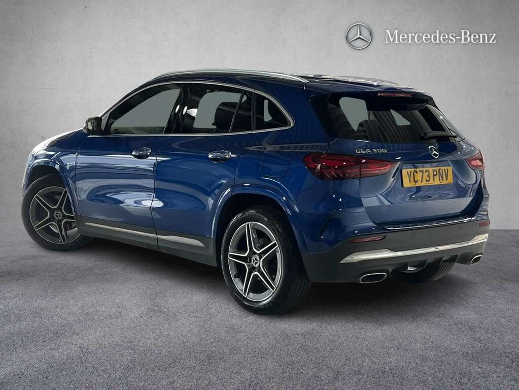 Mercedes-Benz GLA Class 200 Amg Line Executive 2023 Blue #2