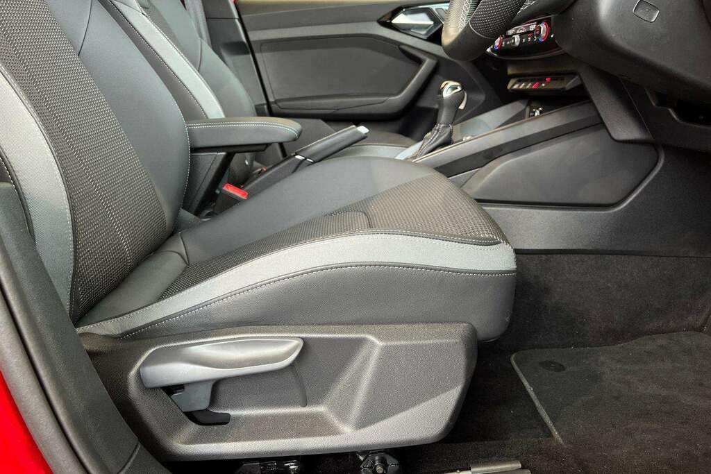 Audi A1 35 Tfsi S Line S Tronic 2026 Red #6
