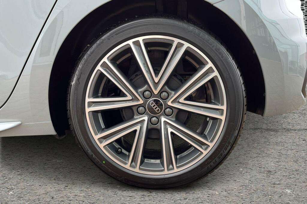 Audi A1 1.0 Tfsi 25 Sport Sportback 95 Silver #10