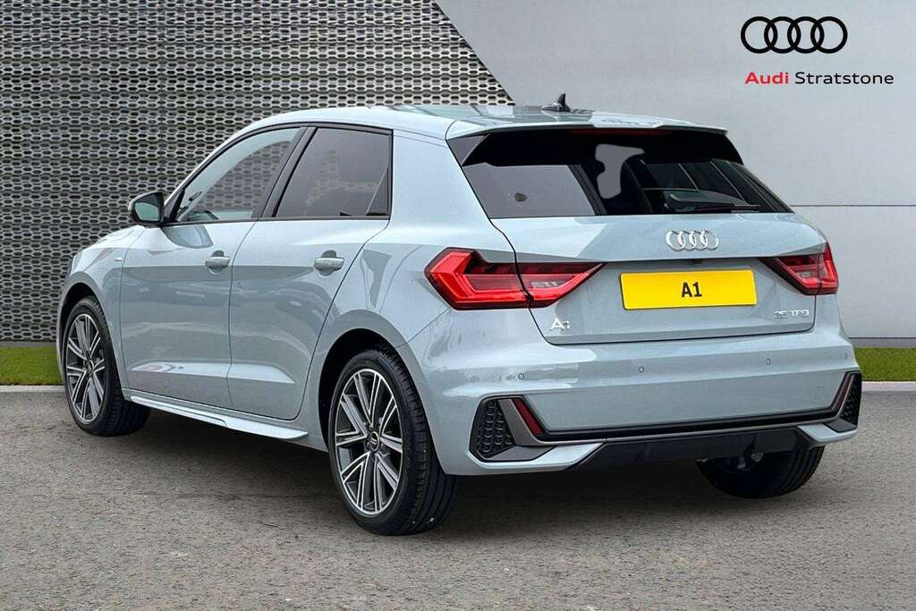 Audi A1 25 Tfsi S Line S Tronic 2026 Grey #3