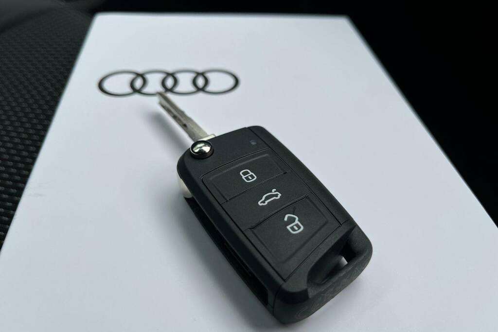Audi A1 1.0 Tfsi 25 Sport Sportback 95 Silver #25